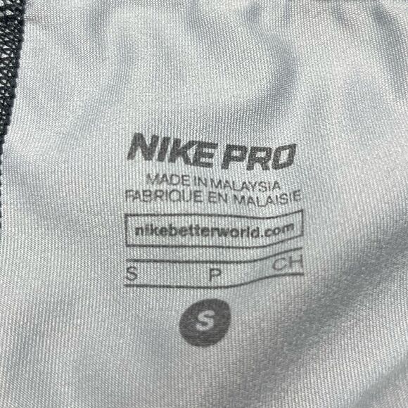 Nike Pro Athletic Pull On Short Shorts Black and White Size Small - Picture 3 of 4